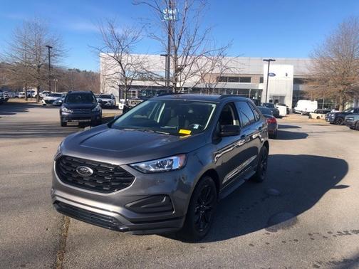 2023 Ford Edge SE