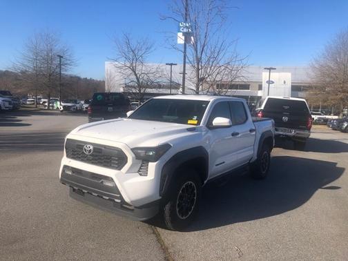 2025 Toyota Tacoma TRD