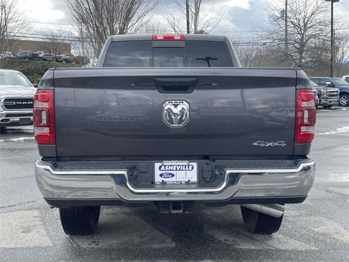 2024 RAM 2500 TRADESMAN