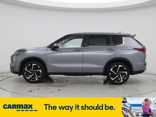 2022 Mitsubishi Outlander SE