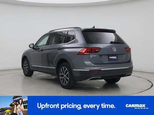 Gray 2020 Volkswagen Tiguan SE