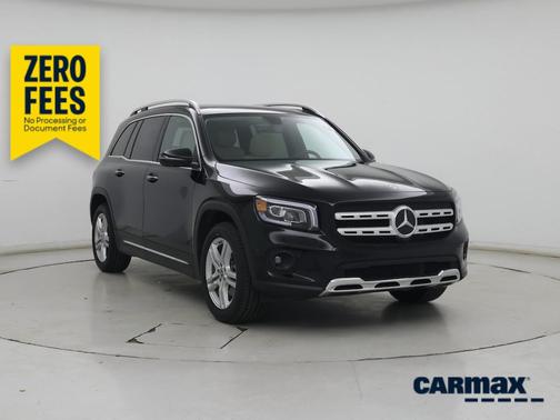 Black 2023 Mercedes-Benz GLB 250