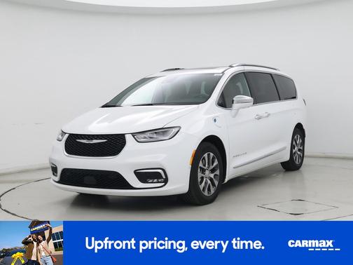 2024 Chrysler Pacifica Hybrid Pinnacle