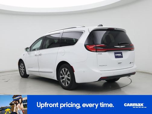 2024 Chrysler Pacifica Hybrid Pinnacle