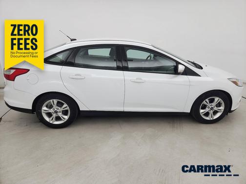 White 2014 Ford Focus SE