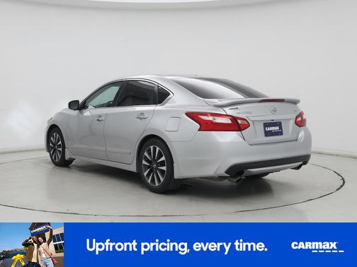 Silver 2017 Nissan Altima SL