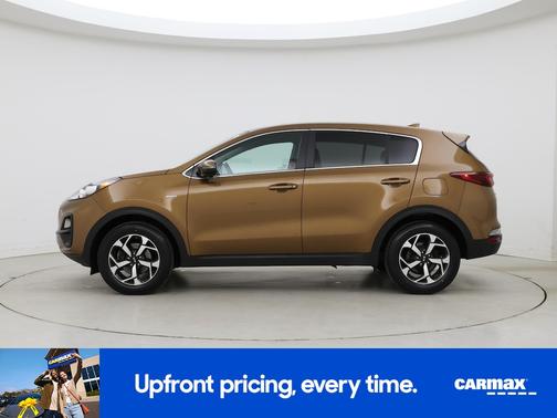 Gold 2020 Kia Sportage LX