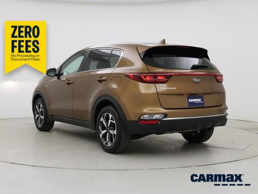 Gold 2020 Kia Sportage LX