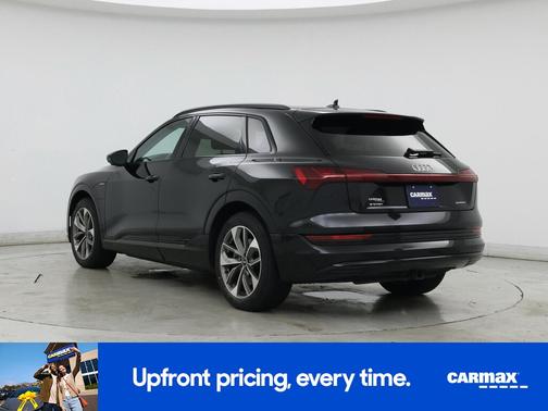 2021 Audi e-tron Premium Plus