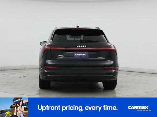 2021 Audi e-tron Premium Plus