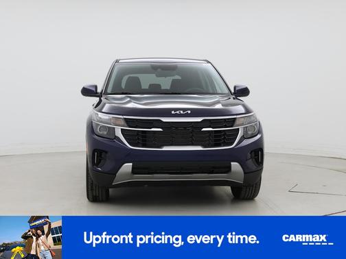 Blue 2025 Kia Seltos LX