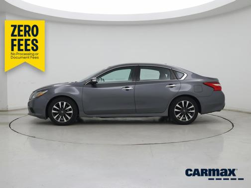 Gray 2016 Nissan Altima SL