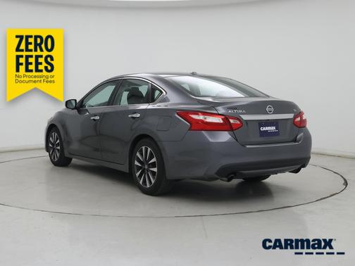 Gray 2016 Nissan Altima SL