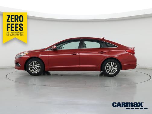 Red 2017 Hyundai SONATA SE
