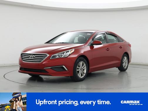 Red 2017 Hyundai SONATA SE