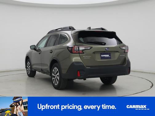 Green 2022 Subaru Outback Premium