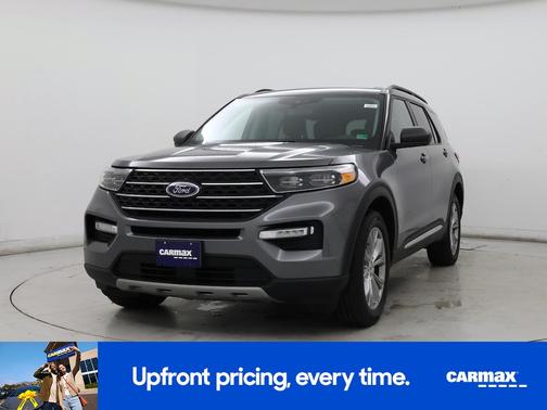 Gray 2022 Ford Explorer XLT