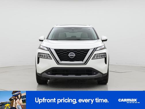 White 2022 Nissan Rogue SL
