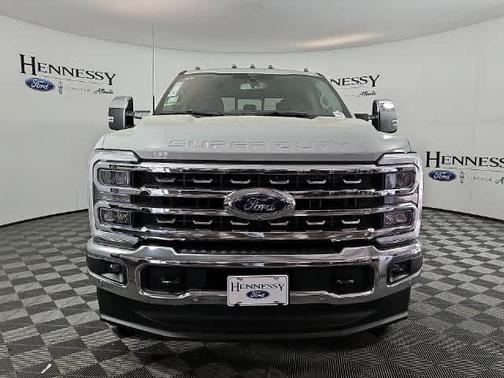 Avalanche 2026 Ford F-350 Lariat