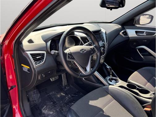 2016 Hyundai Veloster Base