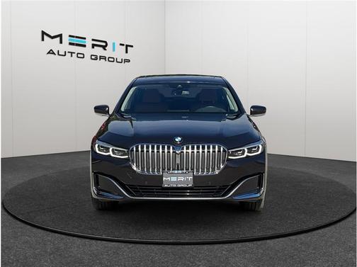 2021 BMW 740 xDrive
