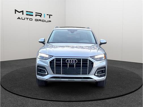 2023 Audi Q5 40 Premium Plus