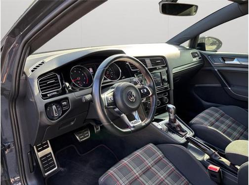 2019 Volkswagen Golf GTI 2.0T S 4-Door