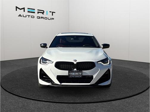 2023 BMW M240 i