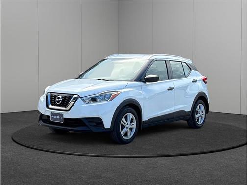2019 Nissan Kicks S