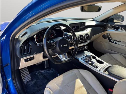 2023 Kia Stinger GT2