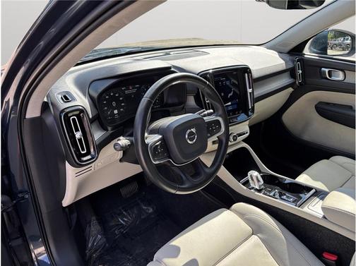 2020 Volvo XC40 T5 Inscription