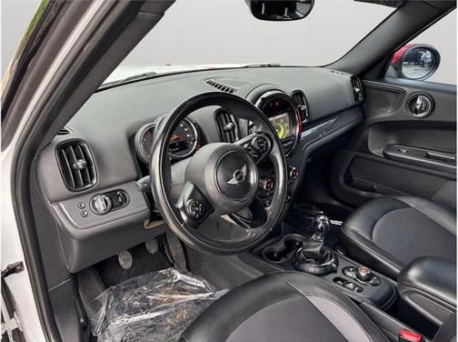 2017 MINI Countryman Cooper