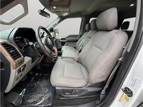 OXFORD WHITE 2018 Ford F-150 XLT