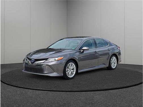 2018 Toyota Camry Hybrid XLE