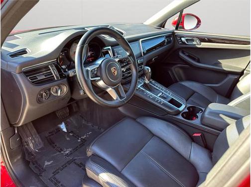 2019 Porsche Macan Base