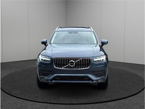 2020 Volvo XC90 T5 Momentum