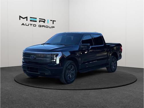 2022 Ford F-150 Lightning LARIAT