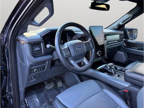 2022 Ford F-150 Lightning LARIAT