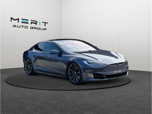 2020 Tesla Model S Performance