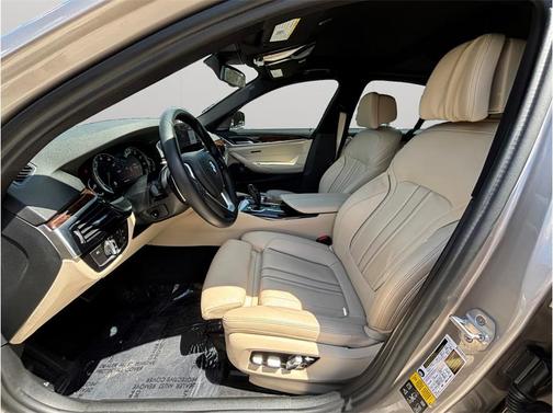Gold 2017 BMW 530 xDrive