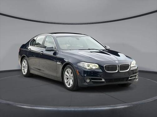 2016 BMW 528 528i