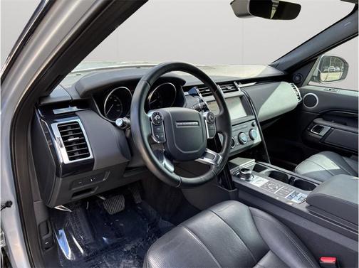 2018 Land Rover Discovery SE