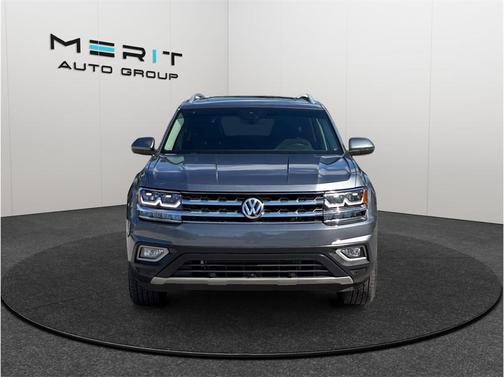 Platinum Gray Metallic 2019 Volkswagen Atlas 3.6L SEL Premium