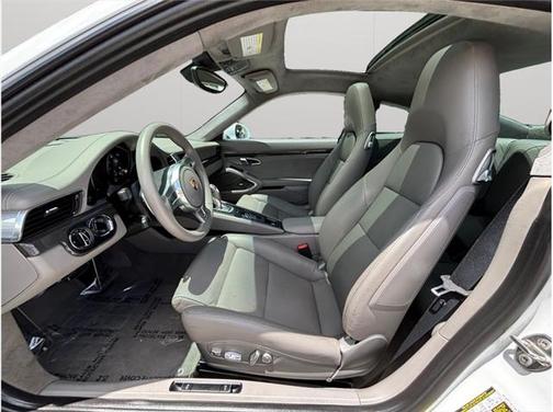 2015 Porsche 911 Carrera S
