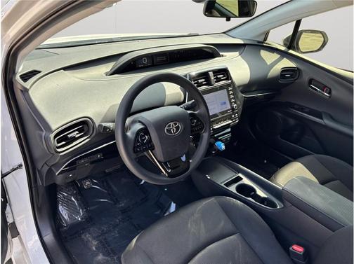 2021 Toyota Prius L