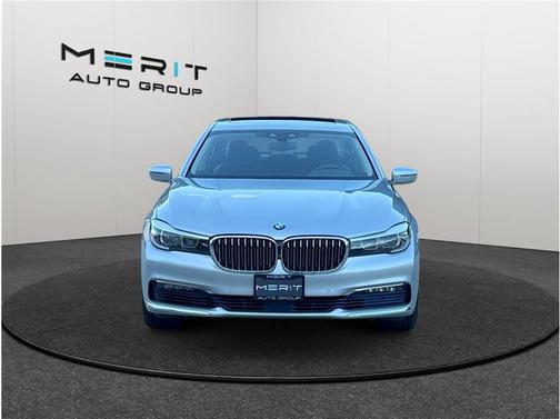 2016 BMW 740 740i Sedan 4D