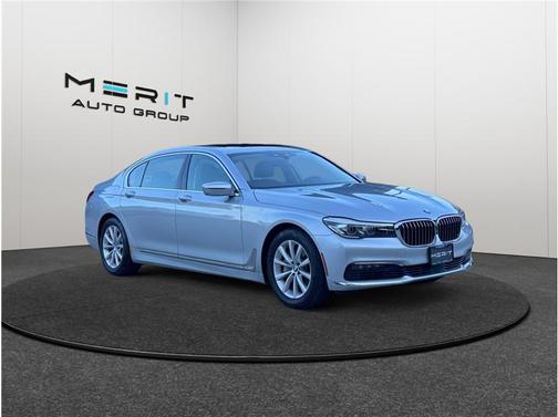 2016 BMW 740 740i Sedan 4D