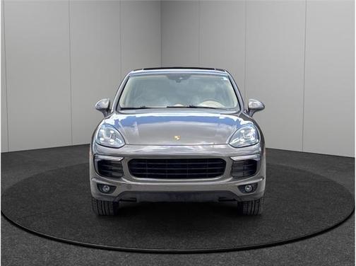 2016 Porsche Cayenne Base