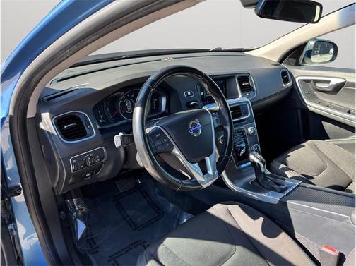 2015 Volvo V60 T5
