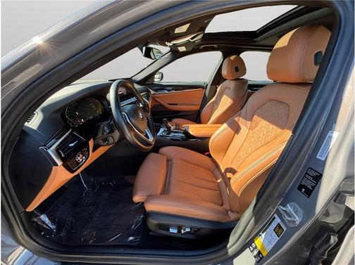 2021 BMW 530 xDrive